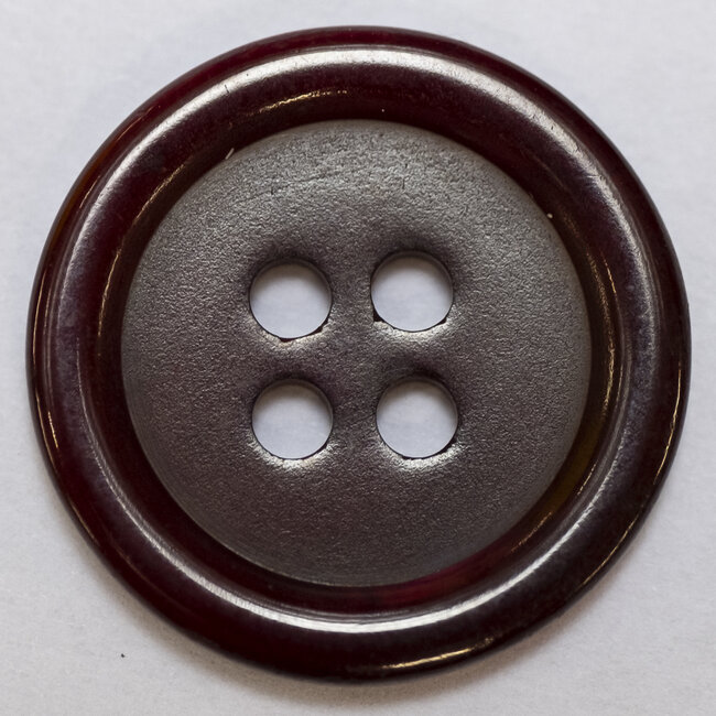 12 Boutons En Nacre Gravée - 15mm - Stock Ancien - Occasion