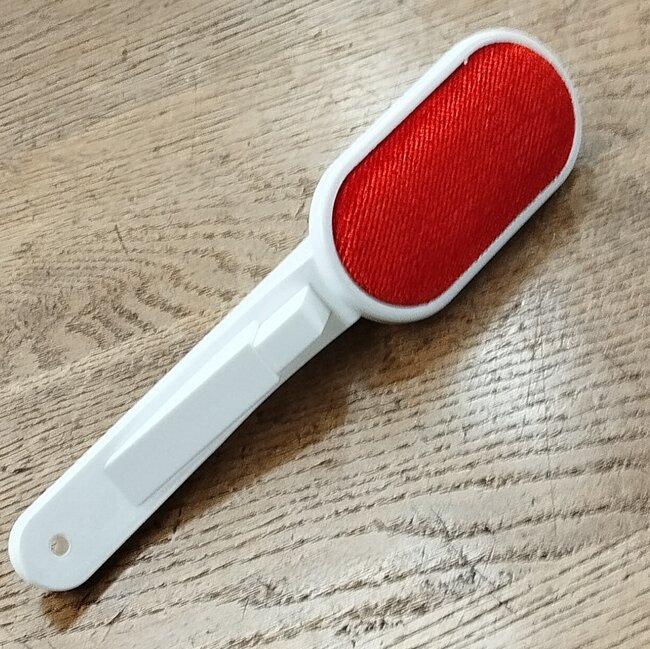 Brosse à tête pivotante