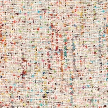 Tweed blanc épais avec touches multicolores et reflets métalliques. Texture luxueuse.